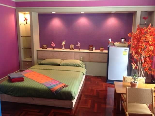 B&B 22 House Банкок Екстериор снимка