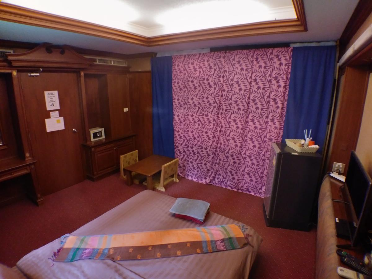 B&B 22 House Банкок Екстериор снимка